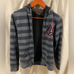 Volcom sweater, XS